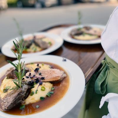 Braten mit Soße